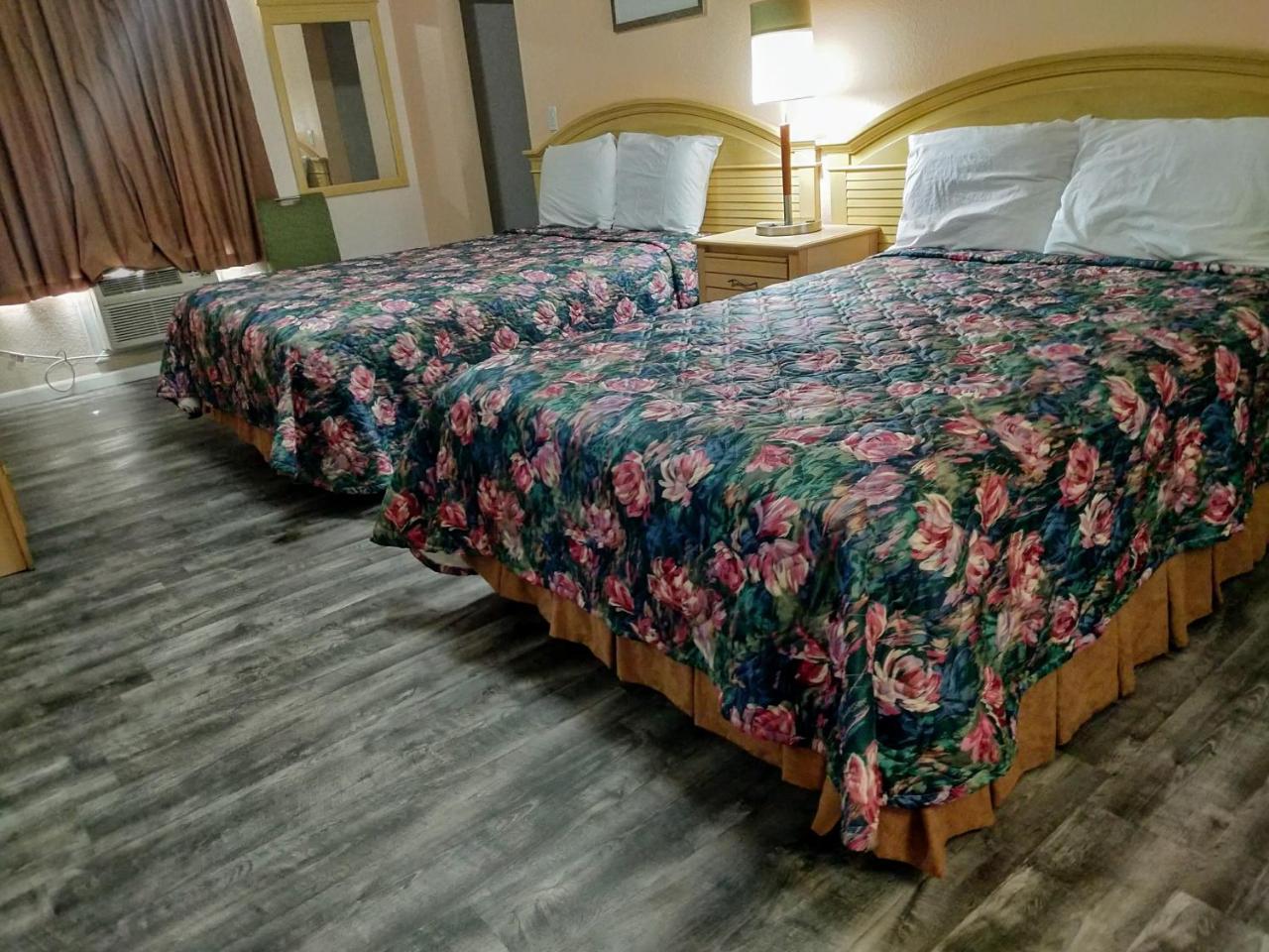 Travelers Inn - Clearwater Pokoj fotografie